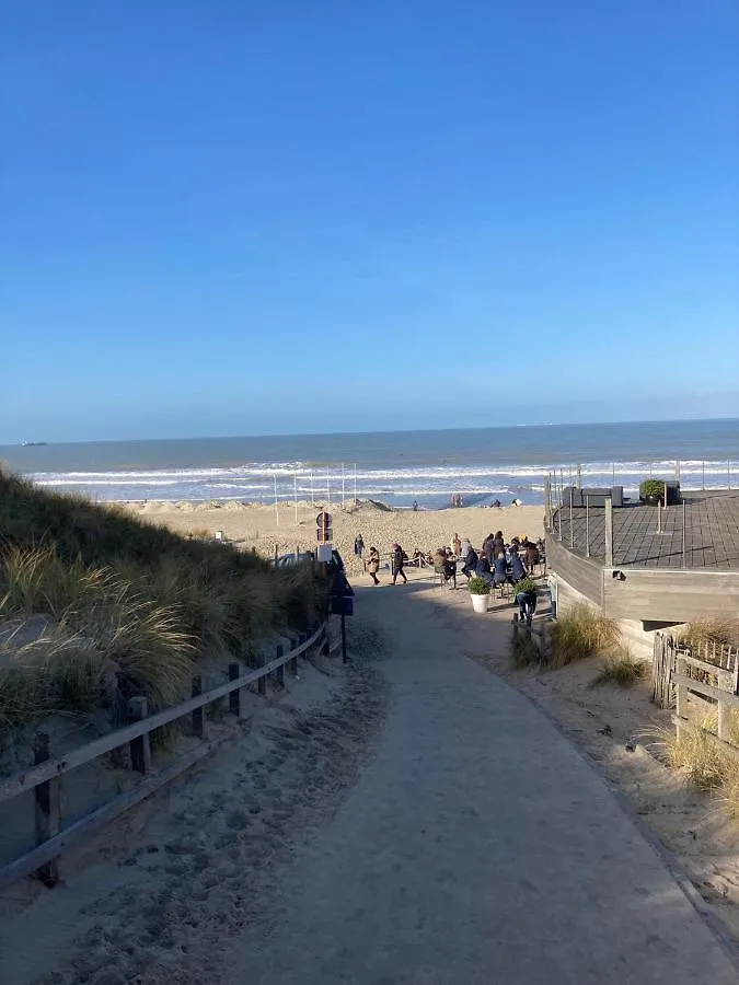 Lautrec Apartment Bredene